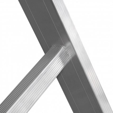 Профессиональная алюминиевая приставная лестница NV3210 артикул 3210110